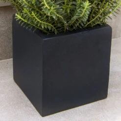 Greencore Store -Greencore Store FleurNaturalPlanter Black 1