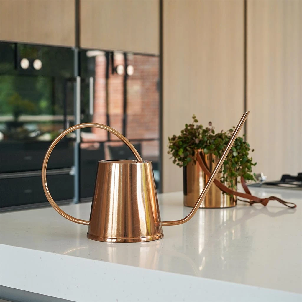 Kensington Indoor Watering Can 1.7L - Copper 3 Kensington Indoor Watering Can 1.7L - Copper - Image 2